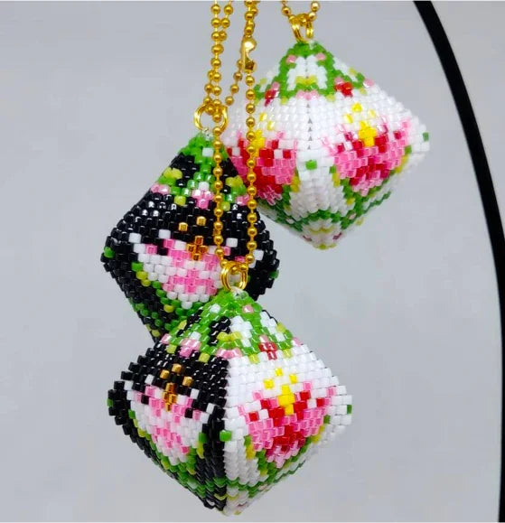 Flowers, leaves, fruit and berries beading patterns