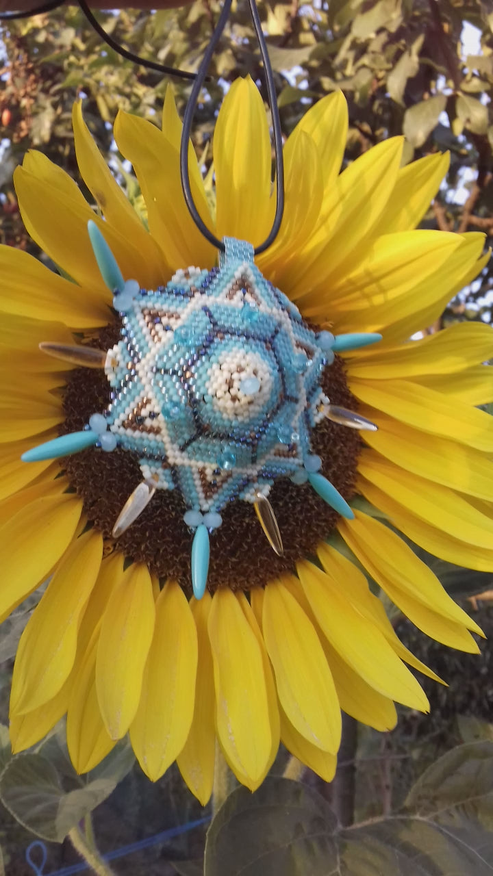 Spirit of the Ocean Peyote Hexagon Pattern, Mint Beading PDF 22PH005